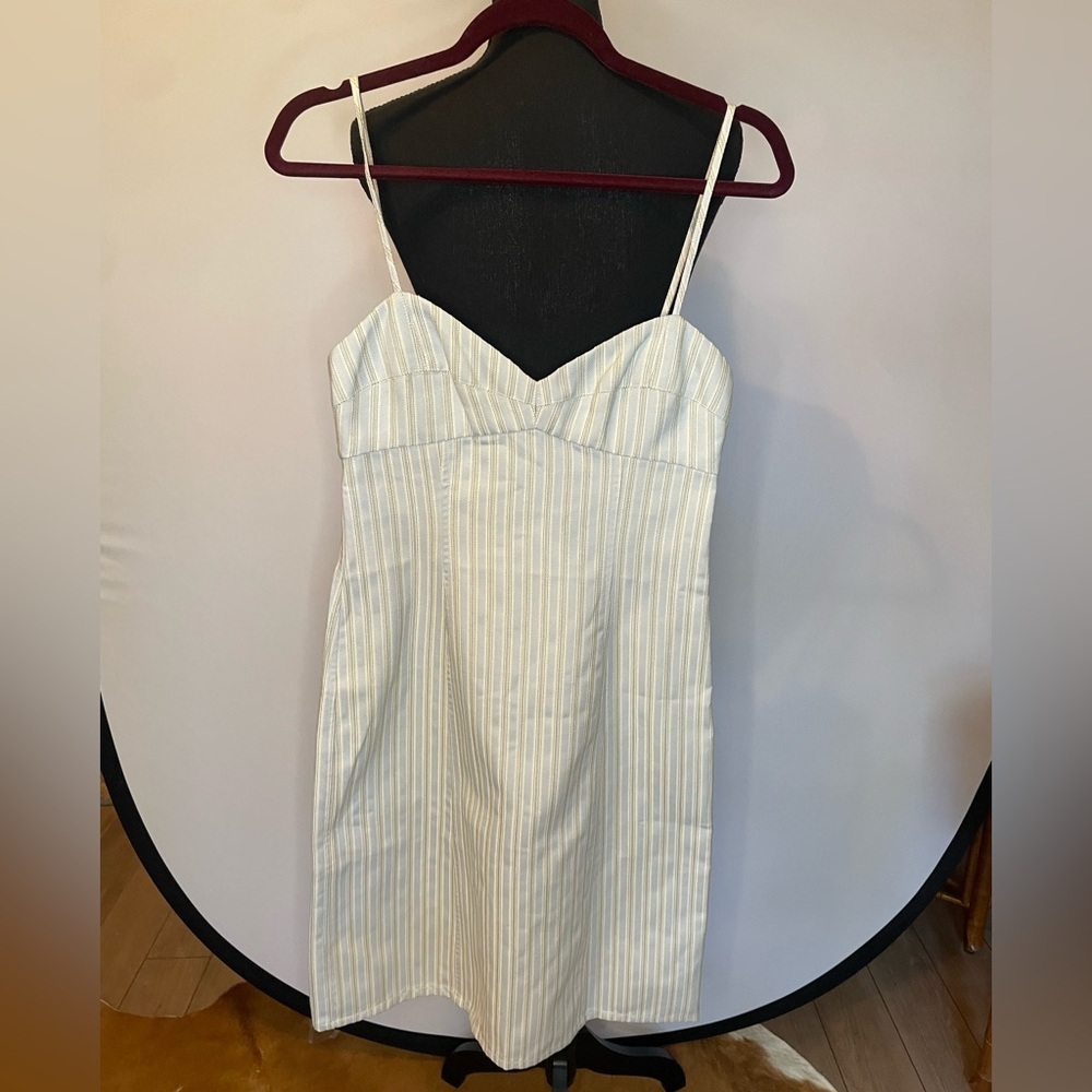 Vintage Y2K Tocca baby blue pinstriped sweetheart mini dress. Size 6 $350+